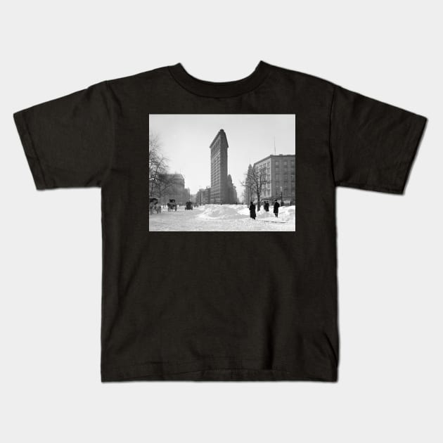 Flatiron Building Winter Scene, 1905. Vintage Photo Kids T-Shirt by historyphoto